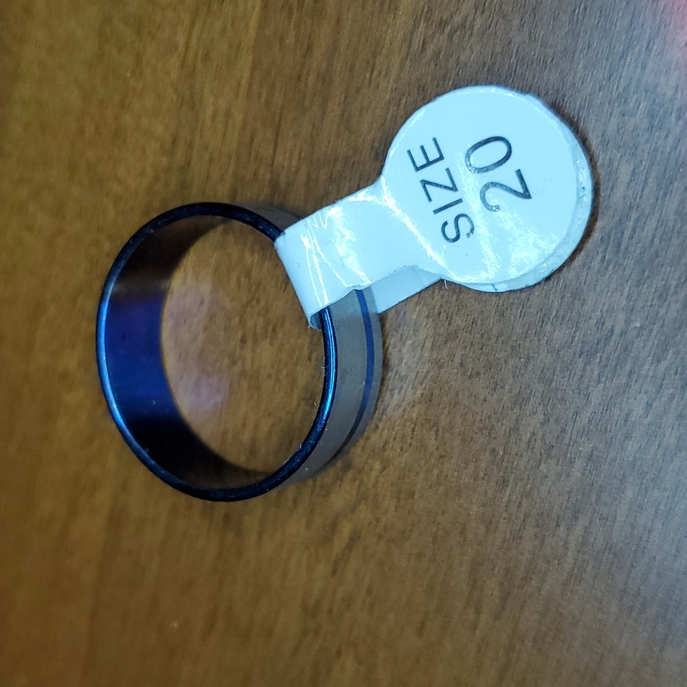 ๐ Unisex ring - Picture 3 of 5